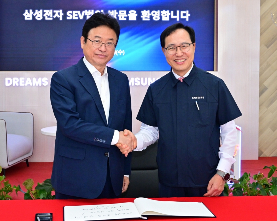 11.29 삼성전자 박닌공장 방문1.jpg