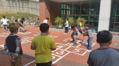 문경 호서남초교 전래놀이 체험.... “이렇게 재미있을 수가”
